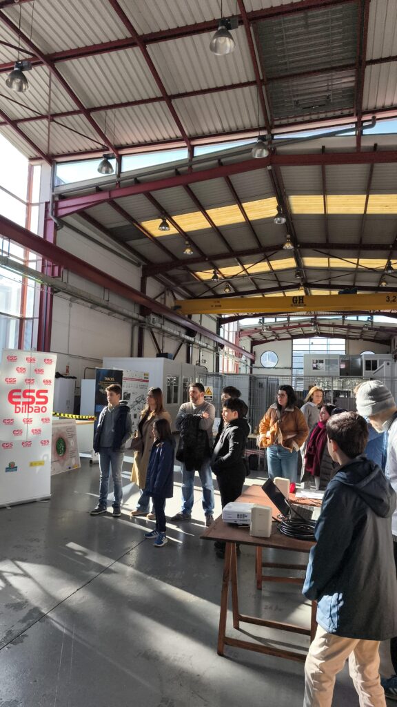 Taller para Familias dentro de la iniciativa EMAKUMEAK Zientzian